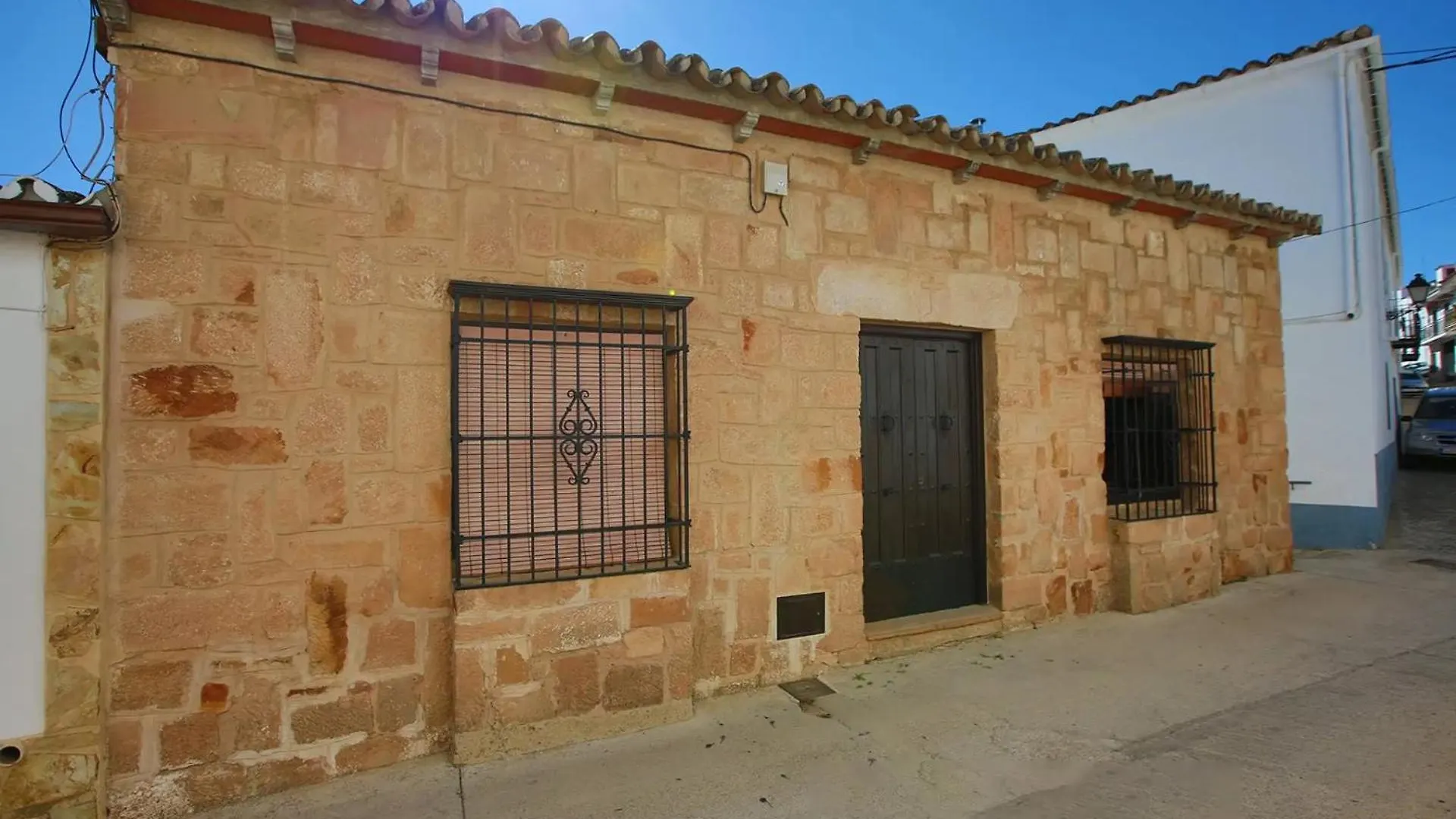 Casa Al-Hammam Guest House Banos De La Encina 0*,  Spain
