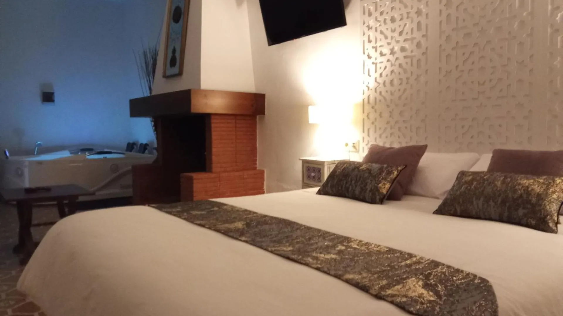Country house Casa Al-Hammam Guest House Banos De La Encina Spain